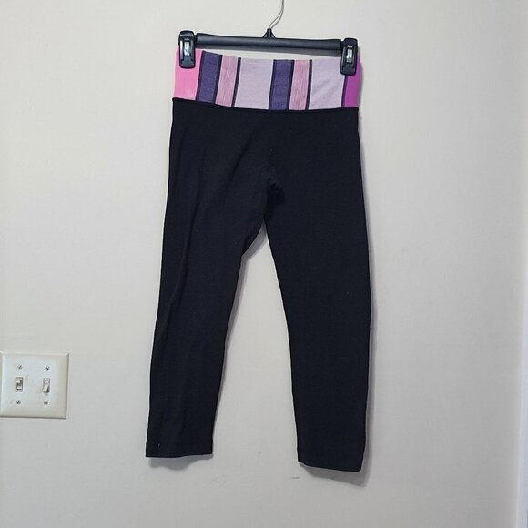 Lululemon Women's Cropped leggings - Picture 3 of 9